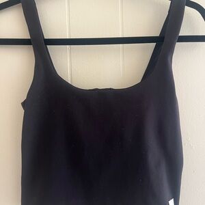 Vuori Black Crop Top with built in bra